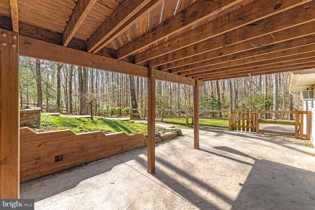 13404 MISTY WAY, FREDERICKSBURG, Virginia 22407, 4 Bedrooms Bedrooms, ,3 BathroomsBathrooms,Residential,13404 MISTY WAY,VASP2040426 MLS # VASP2040426