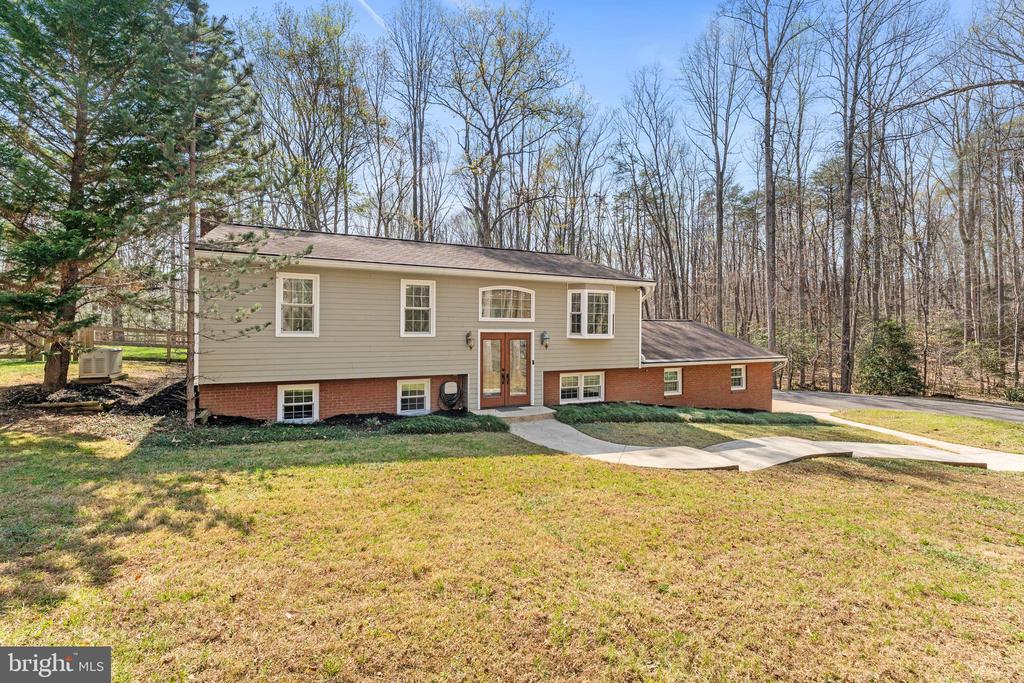 13404 MISTY WAY, FREDERICKSBURG, Virginia 22407, 4 Bedrooms Bedrooms, ,3 BathroomsBathrooms,Residential,13404 MISTY WAY,VASP2040426 MLS # VASP2040426