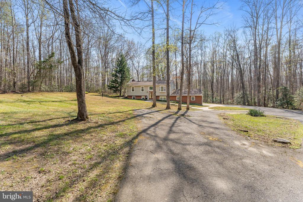 13404 MISTY WAY, FREDERICKSBURG, Virginia 22407, 4 Bedrooms Bedrooms, ,3 BathroomsBathrooms,Residential,13404 MISTY WAY,VASP2040426 MLS # VASP2040426