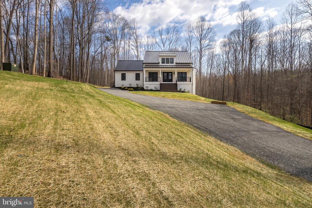 11117 EGGBORNSVILLE RD, RIXEYVILLE, Virginia 22737, 4 Bedrooms Bedrooms, ,3 BathroomsBathrooms,Residential,11117 EGGBORNSVILLE RD,VACU2013220 MLS # VACU2013220