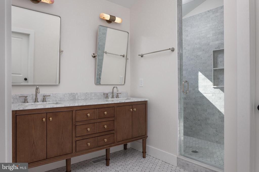 11117 EGGBORNSVILLE RD, RIXEYVILLE, Virginia 22737, 4 Bedrooms Bedrooms, ,3 BathroomsBathrooms,Residential,11117 EGGBORNSVILLE RD,VACU2013220 MLS # VACU2013220