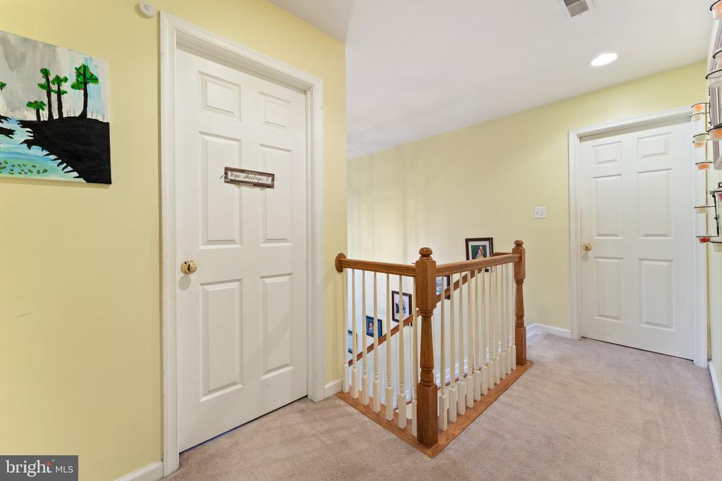 19388 MANOR DR, CULPEPER, Virginia 22701, 4 Bedrooms Bedrooms, ,3 BathroomsBathrooms,Residential,19388 MANOR DR,VACU2013222 MLS # VACU2013222 19388 MANOR DR, CULPEPER, Virginia 22701, 4 Bedrooms Bedrooms, ,3 BathroomsBathrooms,Residential,19388 MANOR DR,VACU2013222 MLS # VACU2013222