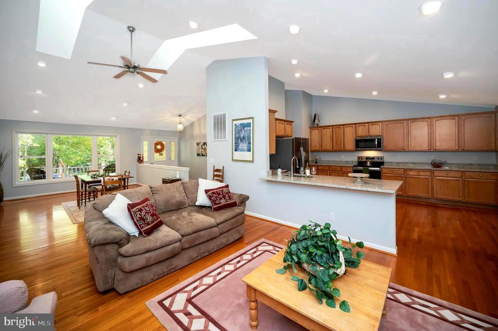 216 BATTLEFIELD RD, LOCUST GROVE, Virginia 22508, 4 Bedrooms Bedrooms, ,2 BathroomsBathrooms,Residential,216 BATTLEFIELD RD,VAOR2013446 MLS # VAOR2013446