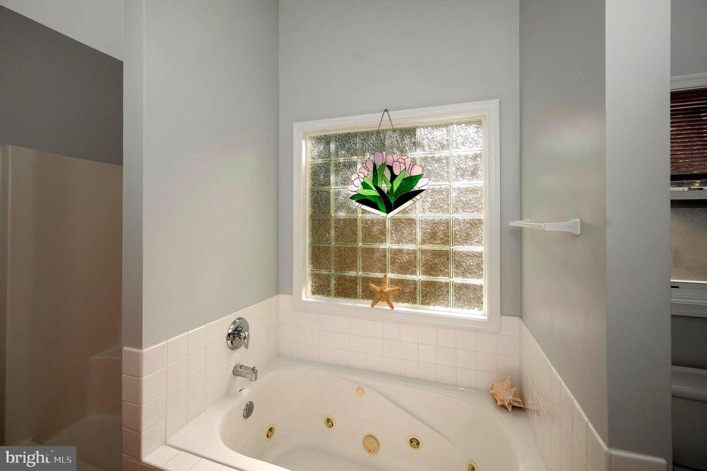 216 BATTLEFIELD RD, LOCUST GROVE, Virginia 22508, 4 Bedrooms Bedrooms, ,2 BathroomsBathrooms,Residential,216 BATTLEFIELD RD,VAOR2013446 MLS # VAOR2013446