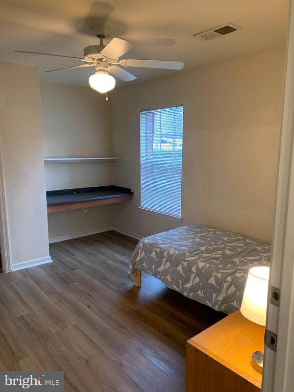 195 YELLOWSTONE DR, CHARLOTTESVILLE, Virginia 22903, 2 Bedrooms Bedrooms, ,2 BathroomsBathrooms,Residential,195 YELLOWSTONE DR,VAAB2001186 MLS # VAAB2001186