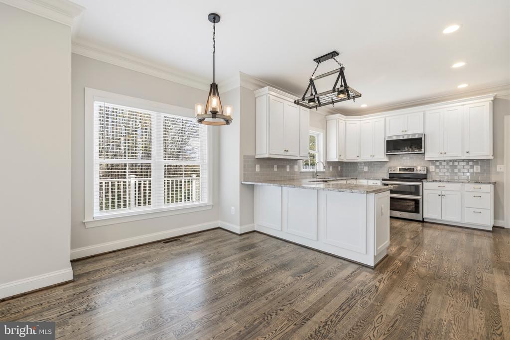 7135 LEEDS MANOR RD, MARSHALL, Virginia, 4 Bedrooms Bedrooms, ,2 BathroomsBathrooms,Residential,7135 LEEDS MANOR RD,VAFQ2021304 MLS # VAFQ2021304