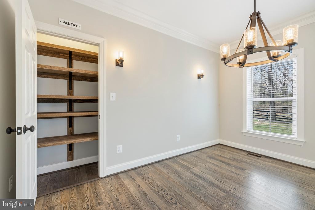 7135 LEEDS MANOR RD, MARSHALL, Virginia, 4 Bedrooms Bedrooms, ,2 BathroomsBathrooms,Residential,7135 LEEDS MANOR RD,VAFQ2021304 MLS # VAFQ2021304