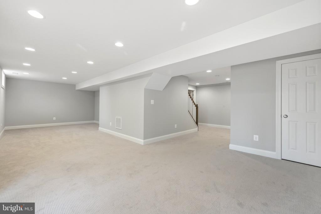 7135 LEEDS MANOR RD, MARSHALL, Virginia, 4 Bedrooms Bedrooms, ,2 BathroomsBathrooms,Residential,7135 LEEDS MANOR RD,VAFQ2021304 MLS # VAFQ2021304