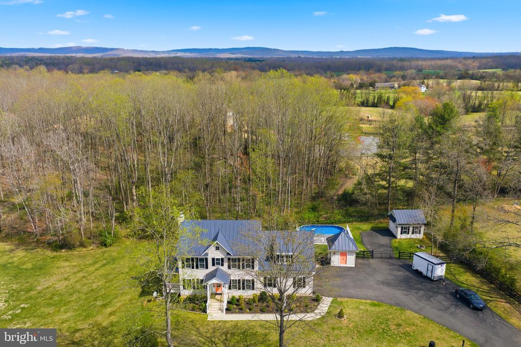 7135 LEEDS MANOR RD, MARSHALL, Virginia, 4 Bedrooms Bedrooms, ,2 BathroomsBathrooms,Residential,7135 LEEDS MANOR RD,VAFQ2021304 MLS # VAFQ2021304