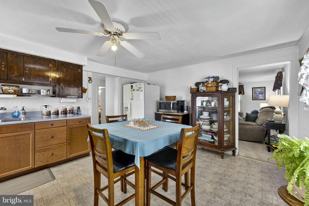 57 SCHOOL HOUSE RD, WASHINGTON, Virginia, 3 Bedrooms Bedrooms, ,1 BathroomBathrooms,Residential,57 SCHOOL HOUSE RD,VARP2002552 MLS # VARP2002552 57 SCHOOL HOUSE RD, WASHINGTON, Virginia, 3 Bedrooms Bedrooms, ,1 BathroomBathrooms,Residential,57 SCHOOL HOUSE RD,VARP2002552 MLS # VARP2002552