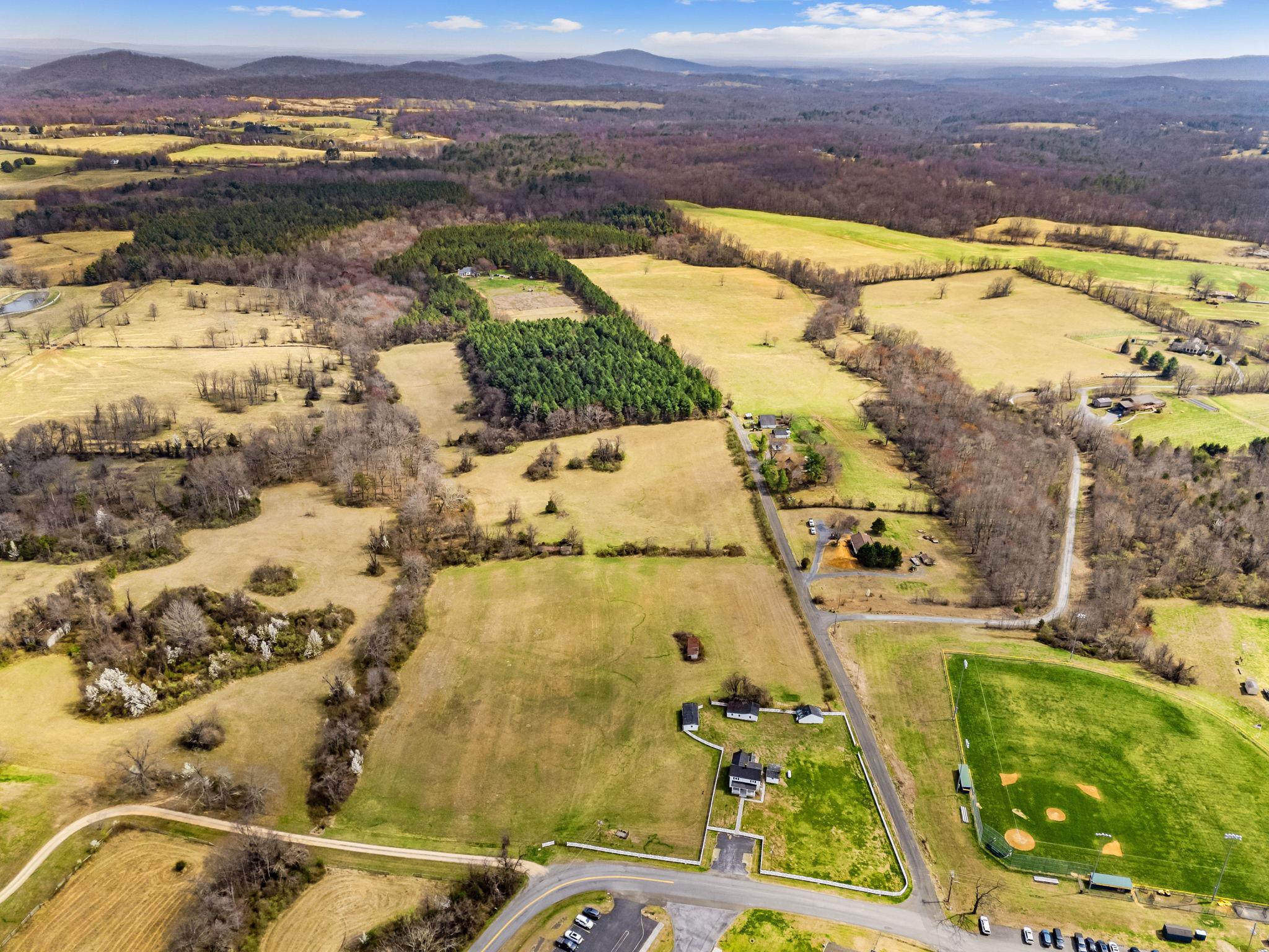 57 SCHOOL HOUSE RD, WASHINGTON, Virginia, 3 Bedrooms Bedrooms, ,1 BathroomBathrooms,Residential,57 SCHOOL HOUSE RD,VARP2002552 MLS # VARP2002552 57 SCHOOL HOUSE RD, WASHINGTON, Virginia, 3 Bedrooms Bedrooms, ,1 BathroomBathrooms,Residential,57 SCHOOL HOUSE RD,VARP2002552 MLS # VARP2002552