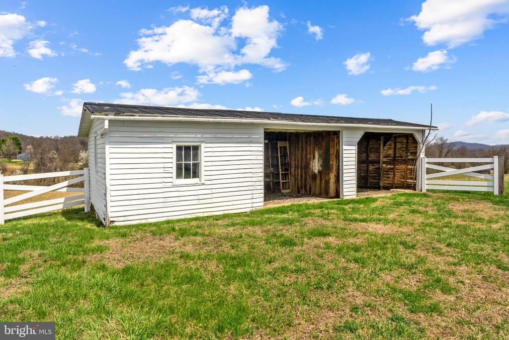 57 SCHOOL HOUSE RD, WASHINGTON, Virginia, 3 Bedrooms Bedrooms, ,1 BathroomBathrooms,Residential,57 SCHOOL HOUSE RD,VARP2002552 MLS # VARP2002552 57 SCHOOL HOUSE RD, WASHINGTON, Virginia, 3 Bedrooms Bedrooms, ,1 BathroomBathrooms,Residential,57 SCHOOL HOUSE RD,VARP2002552 MLS # VARP2002552