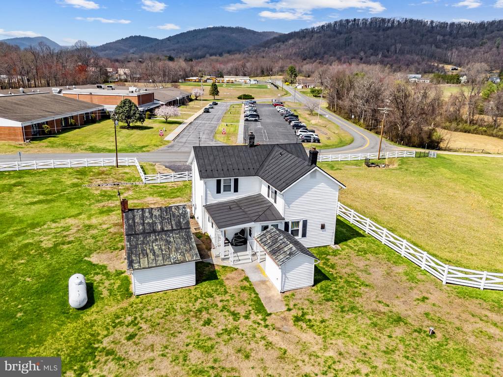 57 SCHOOL HOUSE RD, WASHINGTON, Virginia, 3 Bedrooms Bedrooms, ,1 BathroomBathrooms,Residential,57 SCHOOL HOUSE RD,VARP2002552 MLS # VARP2002552 57 SCHOOL HOUSE RD, WASHINGTON, Virginia, 3 Bedrooms Bedrooms, ,1 BathroomBathrooms,Residential,57 SCHOOL HOUSE RD,VARP2002552 MLS # VARP2002552