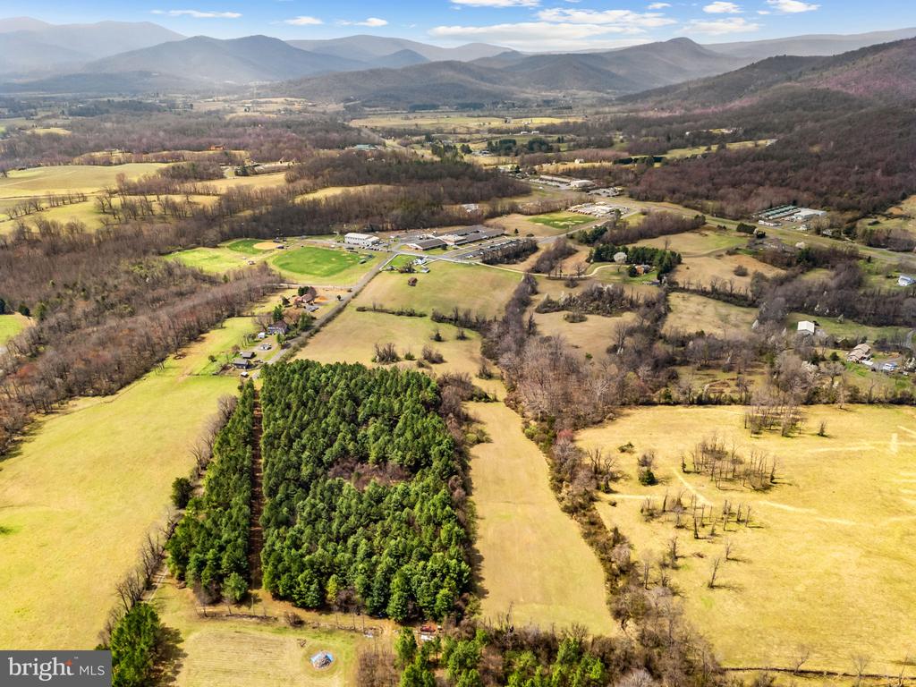 57 SCHOOL HOUSE RD, WASHINGTON, Virginia, 3 Bedrooms Bedrooms, ,1 BathroomBathrooms,Residential,57 SCHOOL HOUSE RD,VARP2002552 MLS # VARP2002552 57 SCHOOL HOUSE RD, WASHINGTON, Virginia, 3 Bedrooms Bedrooms, ,1 BathroomBathrooms,Residential,57 SCHOOL HOUSE RD,VARP2002552 MLS # VARP2002552