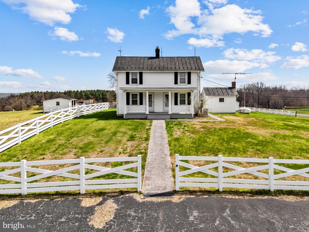 57 SCHOOL HOUSE RD, WASHINGTON, Virginia, 3 Bedrooms Bedrooms, ,1 BathroomBathrooms,Residential,57 SCHOOL HOUSE RD,VARP2002552 MLS # VARP2002552 57 SCHOOL HOUSE RD, WASHINGTON, Virginia, 3 Bedrooms Bedrooms, ,1 BathroomBathrooms,Residential,57 SCHOOL HOUSE RD,VARP2002552 MLS # VARP2002552