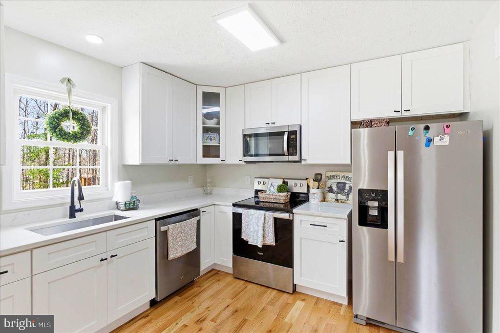 536 PINE HARBOUR DR, MINERAL, Virginia 23117, 3 Bedrooms Bedrooms, ,2 BathroomsBathrooms,Residential,PINE HARBOUR,536 PINE HARBOUR DR,VALA2009570 MLS # VALA2009570