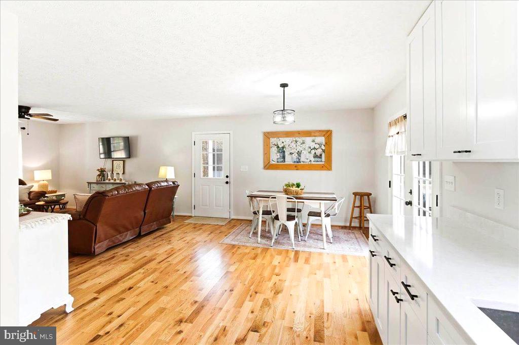 536 PINE HARBOUR DR, MINERAL, Virginia 23117, 3 Bedrooms Bedrooms, ,2 BathroomsBathrooms,Residential,PINE HARBOUR,536 PINE HARBOUR DR,VALA2009570 MLS # VALA2009570