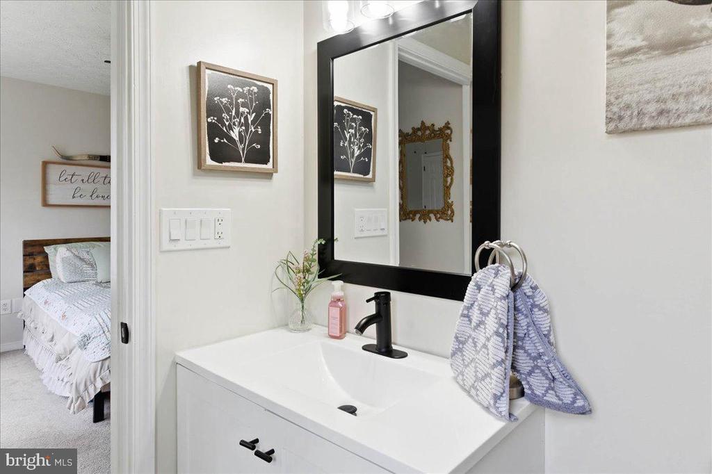 536 PINE HARBOUR DR, MINERAL, Virginia 23117, 3 Bedrooms Bedrooms, ,2 BathroomsBathrooms,Residential,PINE HARBOUR,536 PINE HARBOUR DR,VALA2009570 MLS # VALA2009570