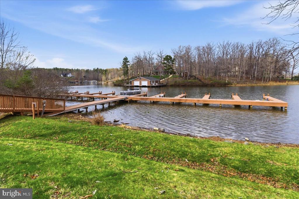 536 PINE HARBOUR DR, MINERAL, Virginia 23117, 3 Bedrooms Bedrooms, ,2 BathroomsBathrooms,Residential,PINE HARBOUR,536 PINE HARBOUR DR,VALA2009570 MLS # VALA2009570