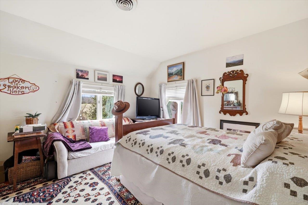 1120 KINGSWAY RD, AFTON, Virginia 22920, 3 Bedrooms Bedrooms, ,2 BathroomsBathrooms,Residential,Adams Eden,1120 KINGSWAY RD,674648 MLS # 674648 1120 KINGSWAY RD, AFTON, Virginia 22920, 3 Bedrooms Bedrooms, ,2 BathroomsBathrooms,Residential,Adams Eden,1120 KINGSWAY RD,674648 MLS # 674648