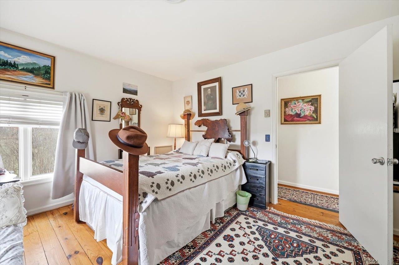 1120 KINGSWAY RD, AFTON, Virginia 22920, 3 Bedrooms Bedrooms, ,2 BathroomsBathrooms,Residential,Adams Eden,1120 KINGSWAY RD,674648 MLS # 674648 1120 KINGSWAY RD, AFTON, Virginia 22920, 3 Bedrooms Bedrooms, ,2 BathroomsBathrooms,Residential,Adams Eden,1120 KINGSWAY RD,674648 MLS # 674648