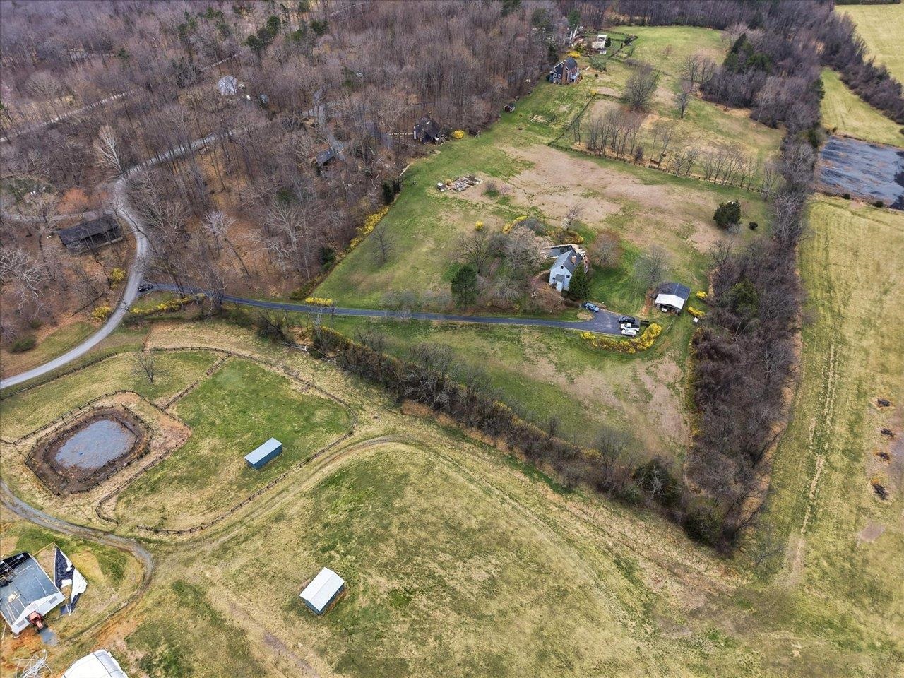 1120 KINGSWAY RD, AFTON, Virginia 22920, 3 Bedrooms Bedrooms, ,2 BathroomsBathrooms,Residential,Adams Eden,1120 KINGSWAY RD,674648 MLS # 674648 1120 KINGSWAY RD, AFTON, Virginia 22920, 3 Bedrooms Bedrooms, ,2 BathroomsBathrooms,Residential,Adams Eden,1120 KINGSWAY RD,674648 MLS # 674648