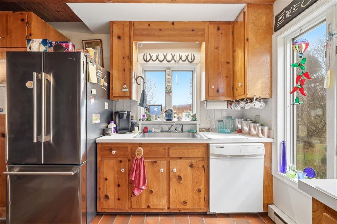 1120 KINGSWAY RD, AFTON, Virginia 22920, 3 Bedrooms Bedrooms, ,2 BathroomsBathrooms,Residential,Adams Eden,1120 KINGSWAY RD,674648 MLS # 674648 1120 KINGSWAY RD, AFTON, Virginia 22920, 3 Bedrooms Bedrooms, ,2 BathroomsBathrooms,Residential,Adams Eden,1120 KINGSWAY RD,674648 MLS # 674648