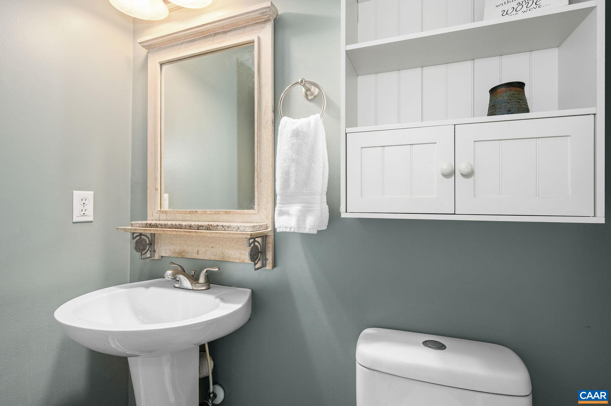 1156 FOXVALE LN, CHARLOTTESVILLE, Virginia 22902, 4 Bedrooms Bedrooms, ,2 BathroomsBathrooms,Residential,1156 FOXVALE LN,675202 MLS # 675202