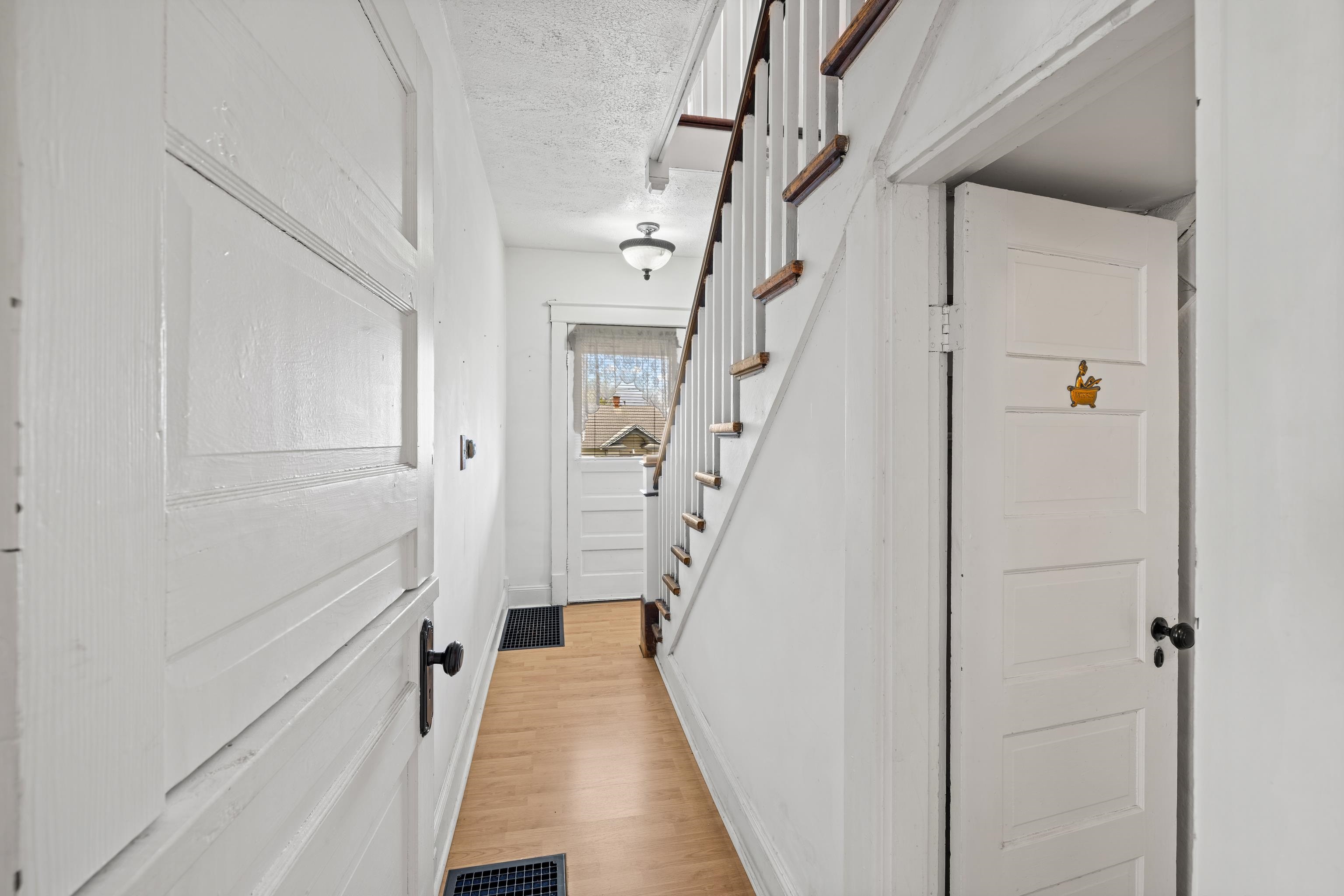 688 FLORENCE AVE, WAYNESBORO, Virginia 22980, 5 Bedrooms Bedrooms, ,2 BathroomsBathrooms,Residential,688 FLORENCE AVE,675323 MLS # 675323