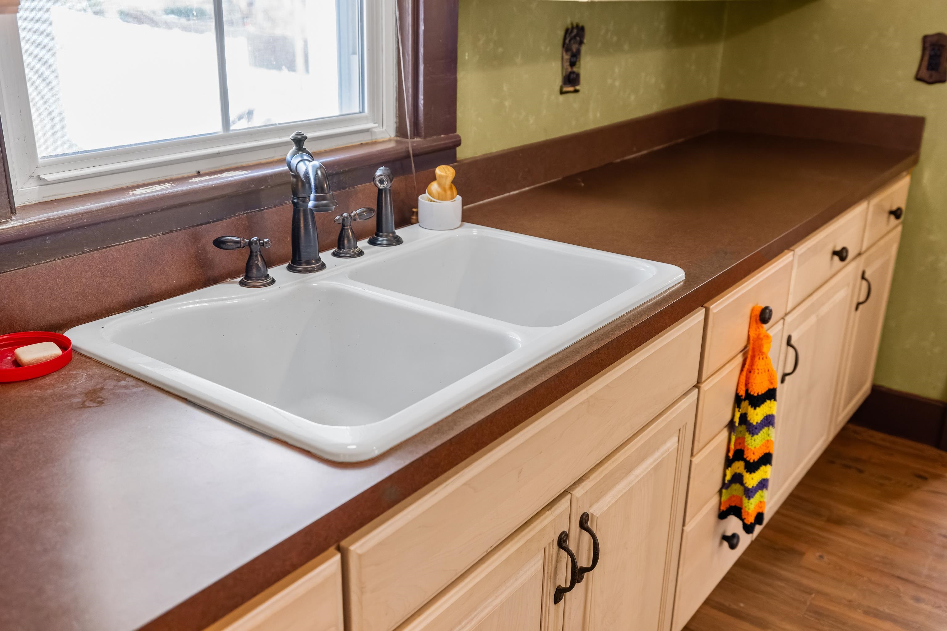 688 FLORENCE AVE, WAYNESBORO, Virginia 22980, 5 Bedrooms Bedrooms, ,2 BathroomsBathrooms,Residential,688 FLORENCE AVE,675323 MLS # 675323