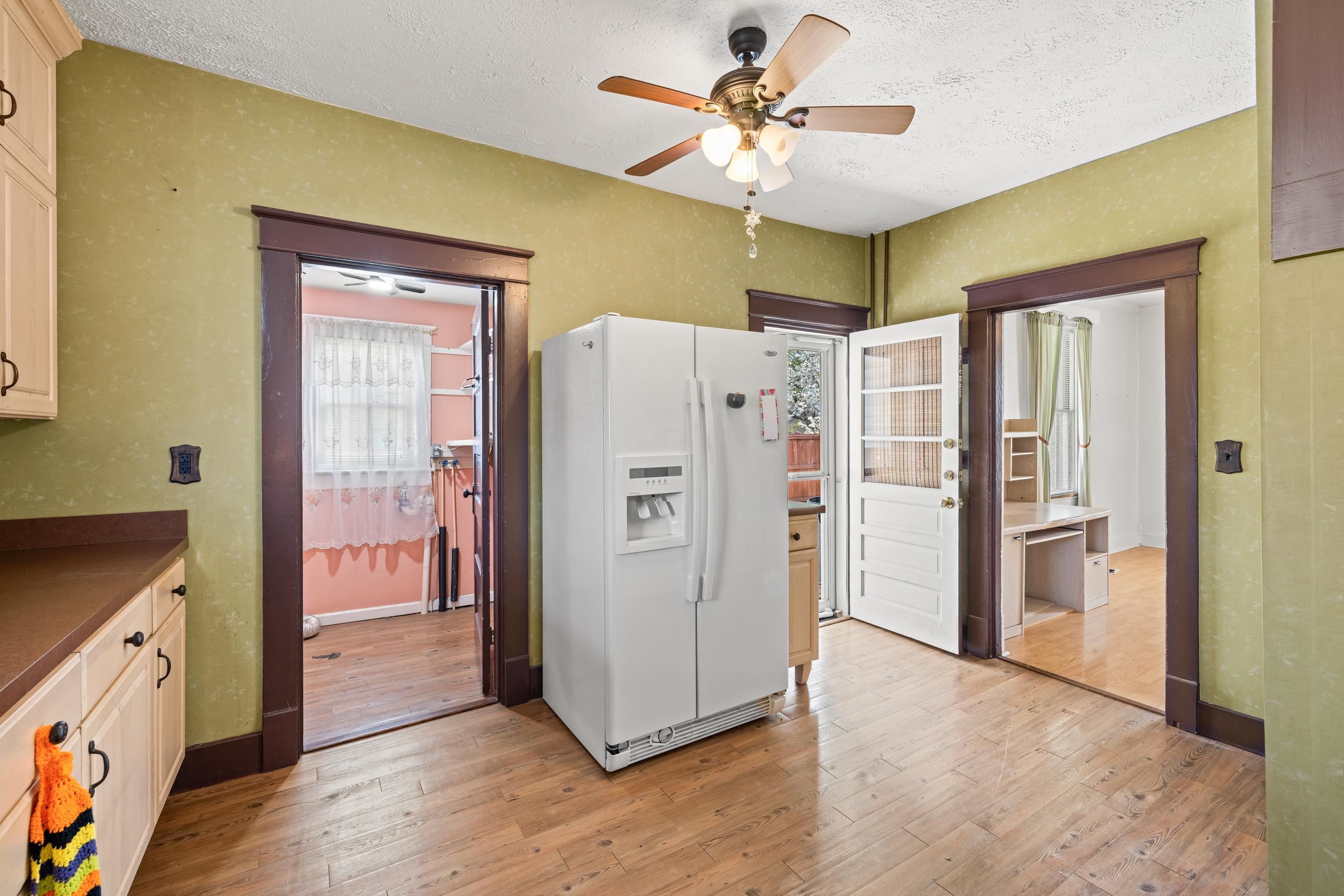 688 FLORENCE AVE, WAYNESBORO, Virginia 22980, 5 Bedrooms Bedrooms, ,2 BathroomsBathrooms,Residential,688 FLORENCE AVE,675323 MLS # 675323