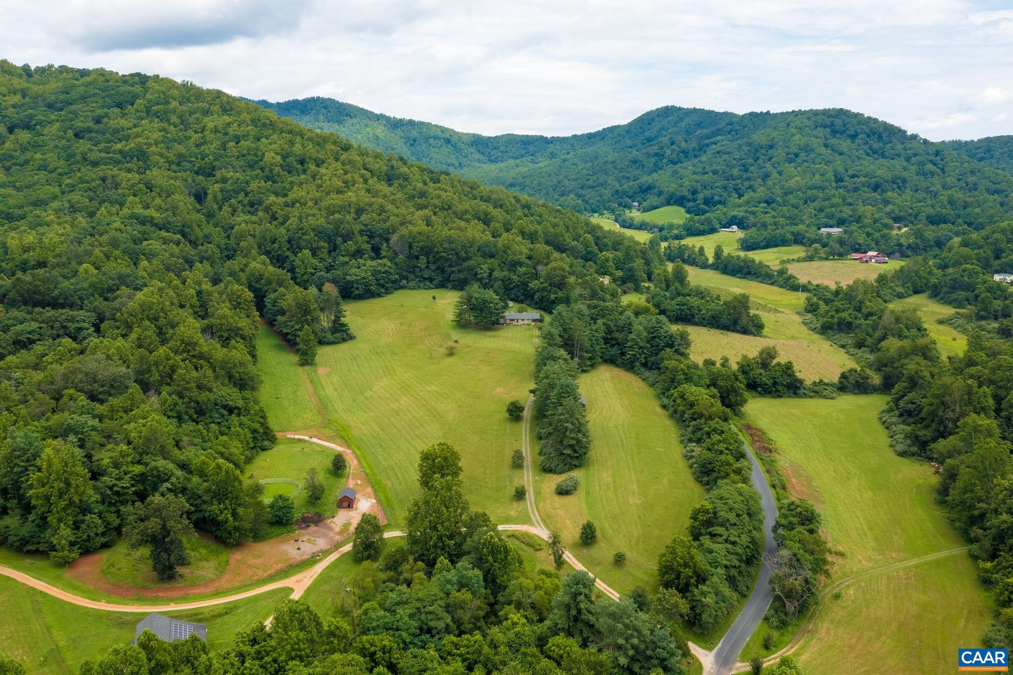 1165 FORTUNES COVE LN, LOVINGSTON, Virginia 22949, 3 Bedrooms Bedrooms, ,3 BathroomsBathrooms,Residential,1165 FORTUNES COVE LN,675330 MLS # 675330 1165 FORTUNES COVE LN, LOVINGSTON, Virginia 22949, 3 Bedrooms Bedrooms, ,3 BathroomsBathrooms,Residential,1165 FORTUNES COVE LN,675330 MLS # 675330