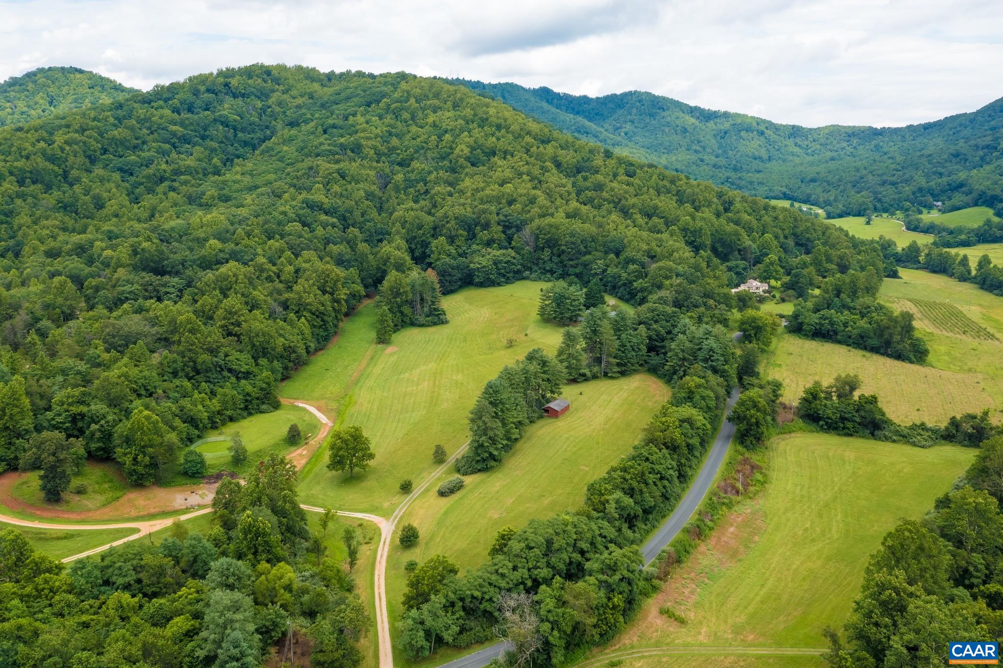 1165 FORTUNES COVE LN, LOVINGSTON, Virginia 22949, 3 Bedrooms Bedrooms, ,3 BathroomsBathrooms,Residential,1165 FORTUNES COVE LN,675330 MLS # 675330 1165 FORTUNES COVE LN, LOVINGSTON, Virginia 22949, 3 Bedrooms Bedrooms, ,3 BathroomsBathrooms,Residential,1165 FORTUNES COVE LN,675330 MLS # 675330