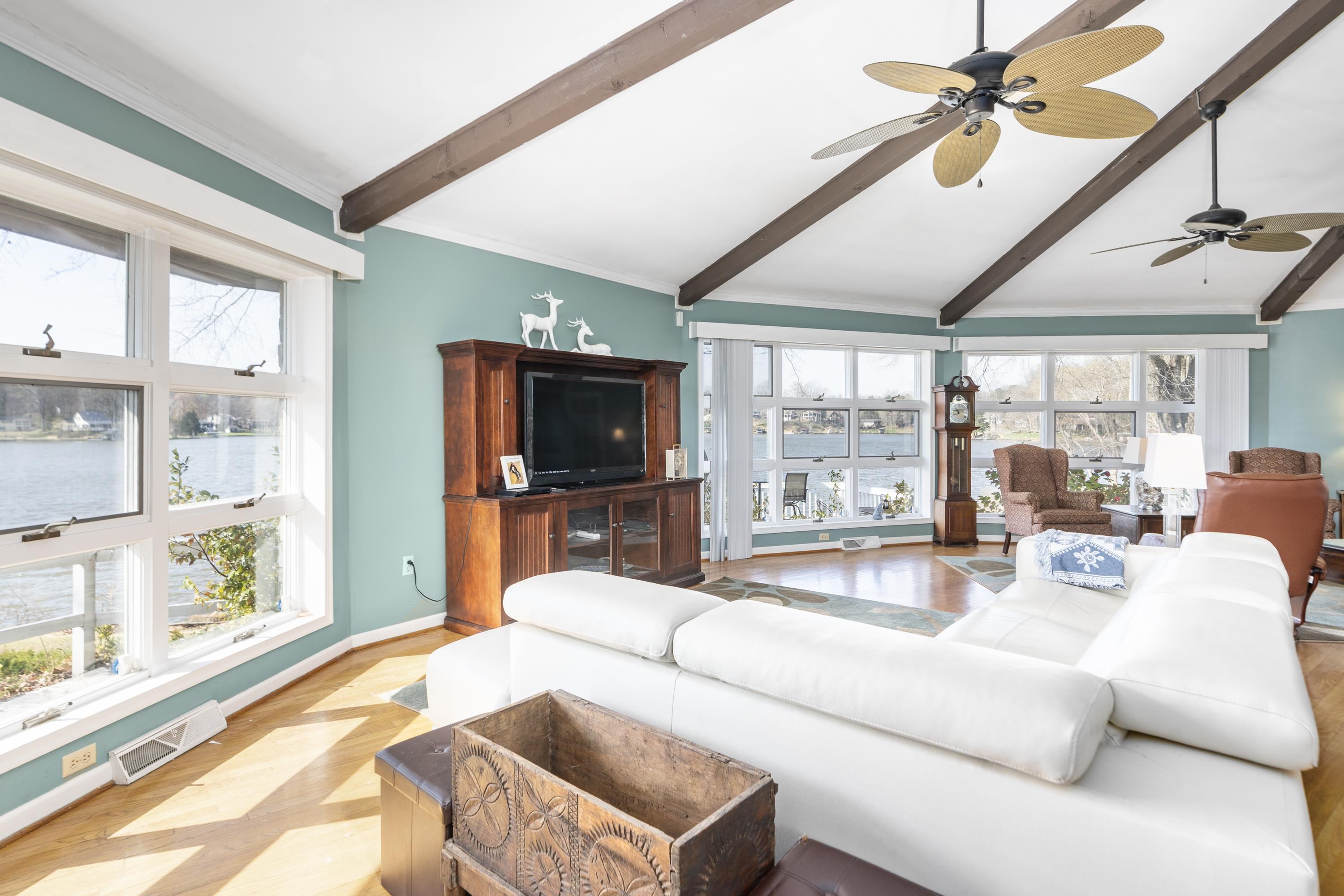 1743 N LAKESHORE DR, LOUISA, Virginia 23093, 5 Bedrooms Bedrooms, ,3 BathroomsBathrooms,Residential,1743 N LAKESHORE DR,675336 MLS # 675336