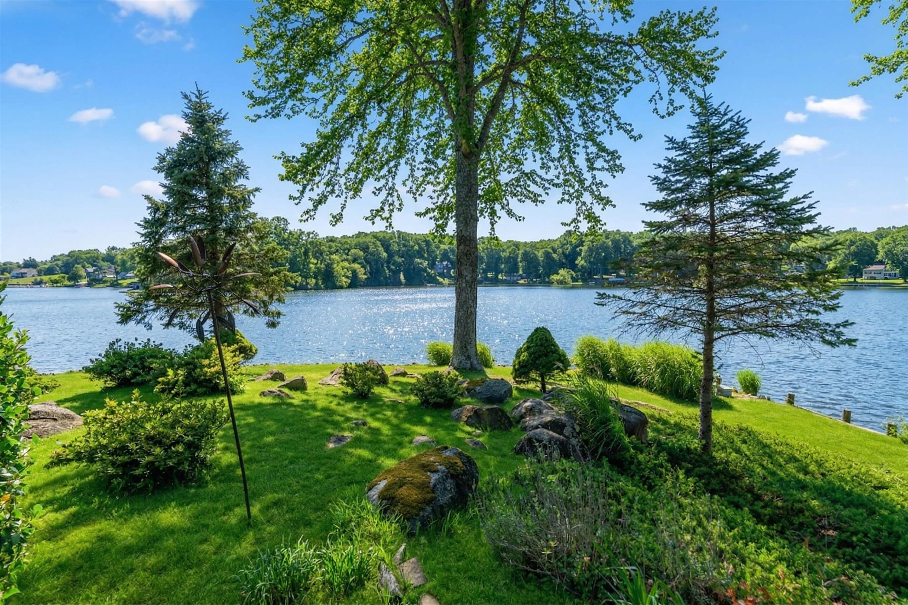 1743 N LAKESHORE DR, LOUISA, Virginia 23093, 5 Bedrooms Bedrooms, ,3 BathroomsBathrooms,Residential,1743 N LAKESHORE DR,675336 MLS # 675336