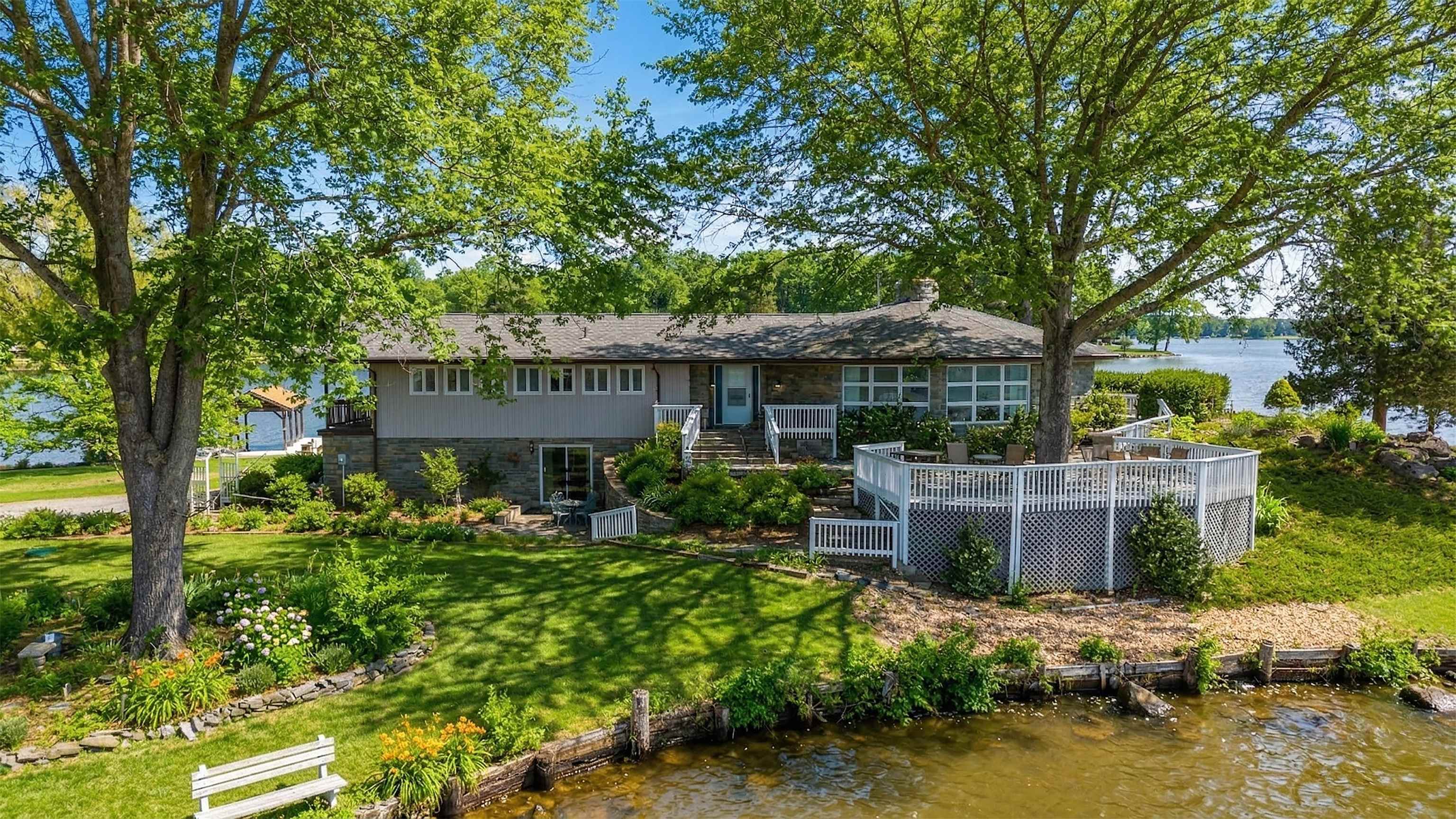 1743 N LAKESHORE DR, LOUISA, Virginia 23093, 5 Bedrooms Bedrooms, ,3 BathroomsBathrooms,Residential,1743 N LAKESHORE DR,675336 MLS # 675336