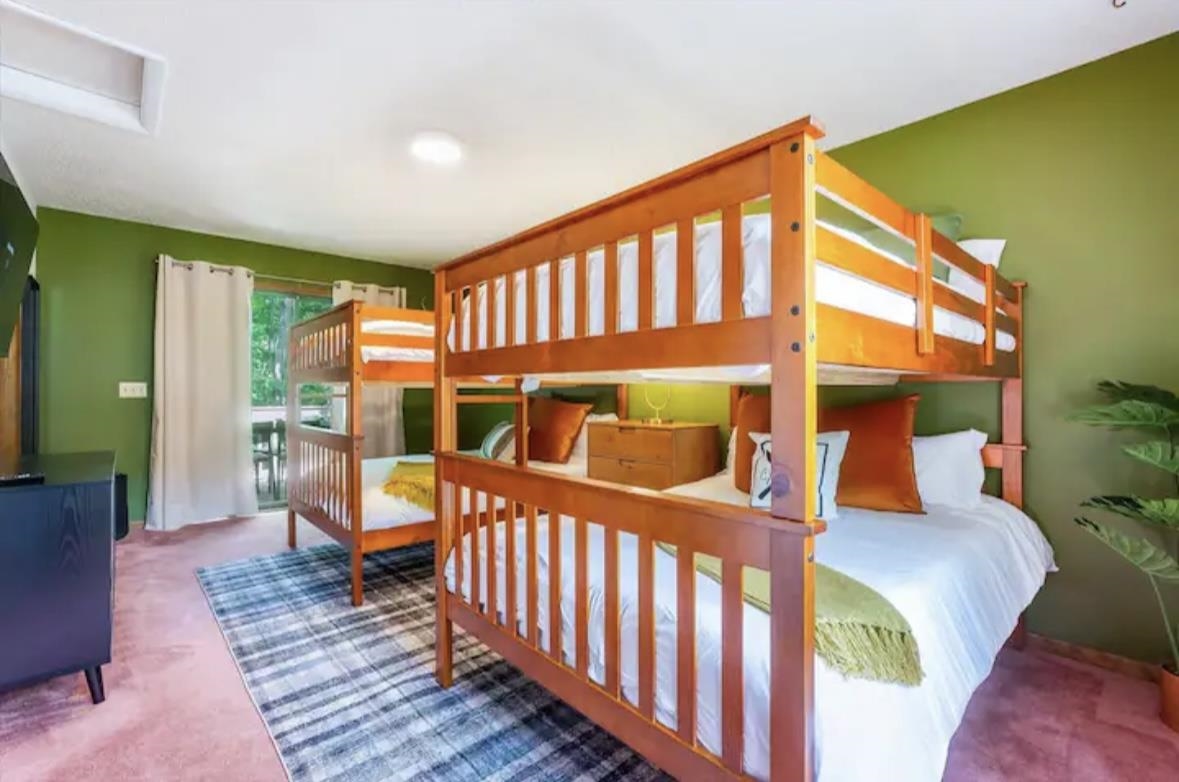 113 PINEY LN, MCGAHEYSVILLE, Virginia 22840, 3 Bedrooms Bedrooms, ,2 BathroomsBathrooms,Residential,113 PINEY LN,675340 MLS # 675340