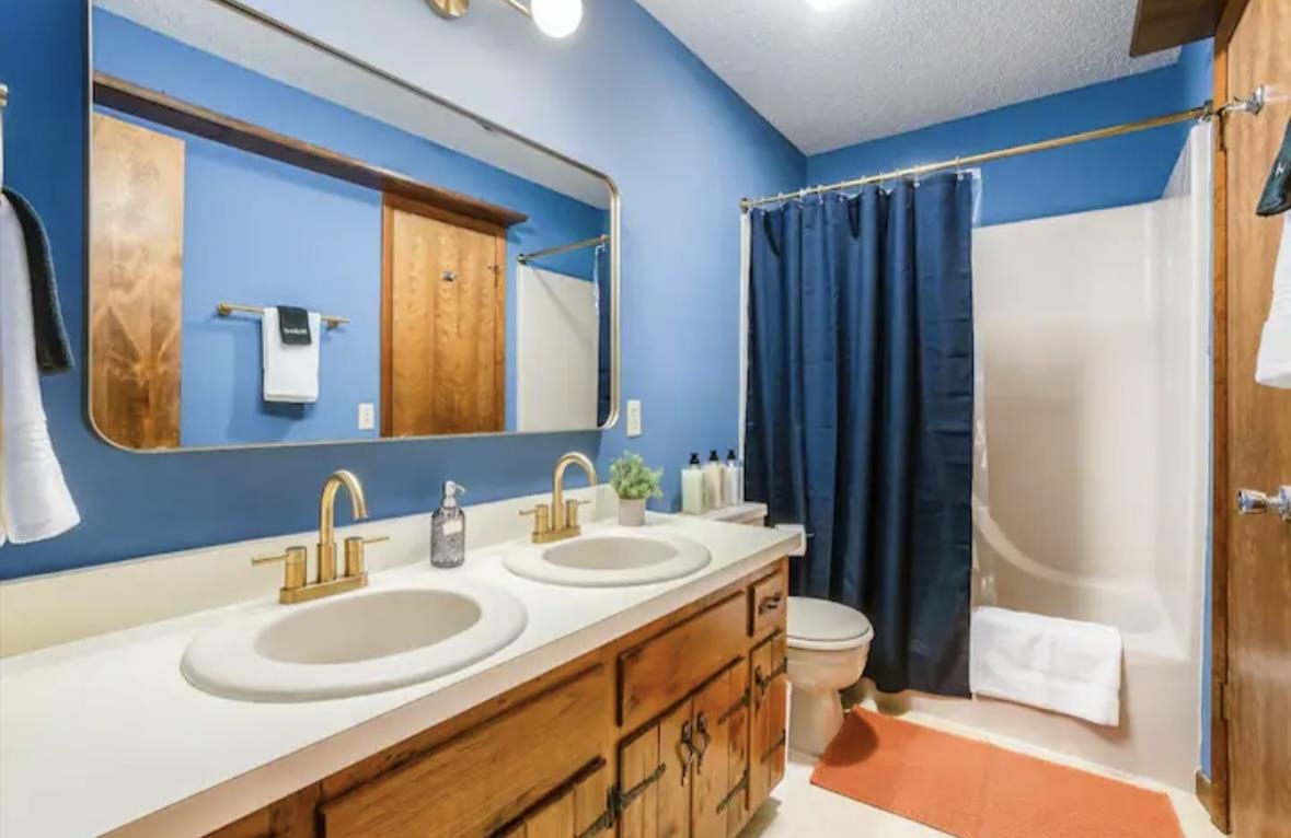 113 PINEY LN, MCGAHEYSVILLE, Virginia 22840, 3 Bedrooms Bedrooms, ,2 BathroomsBathrooms,Residential,113 PINEY LN,675340 MLS # 675340