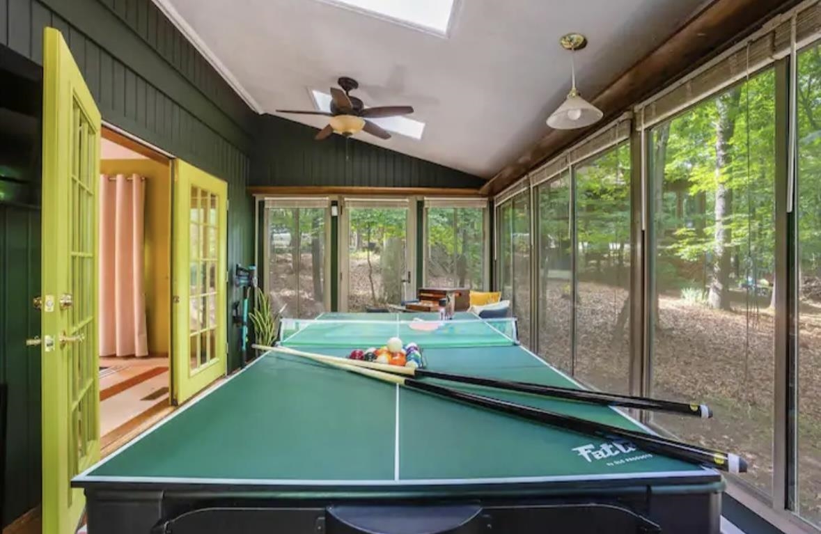 113 PINEY LN, MCGAHEYSVILLE, Virginia 22840, 3 Bedrooms Bedrooms, ,2 BathroomsBathrooms,Residential,113 PINEY LN,675340 MLS # 675340