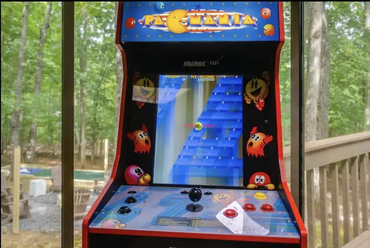 113 PINEY LN, MCGAHEYSVILLE, Virginia 22840, 3 Bedrooms Bedrooms, ,2 BathroomsBathrooms,Residential,113 PINEY LN,675340 MLS # 675340