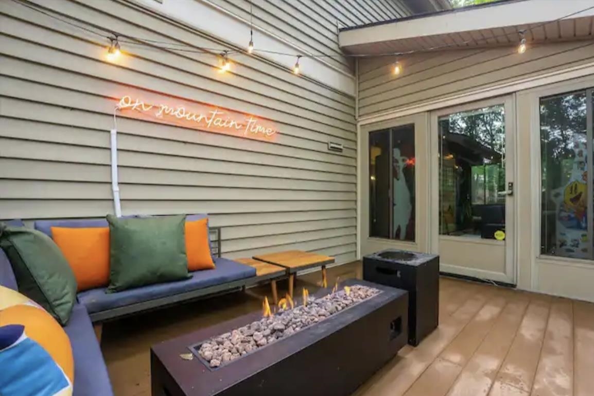 113 PINEY LN, MCGAHEYSVILLE, Virginia 22840, 3 Bedrooms Bedrooms, ,2 BathroomsBathrooms,Residential,113 PINEY LN,675340 MLS # 675340