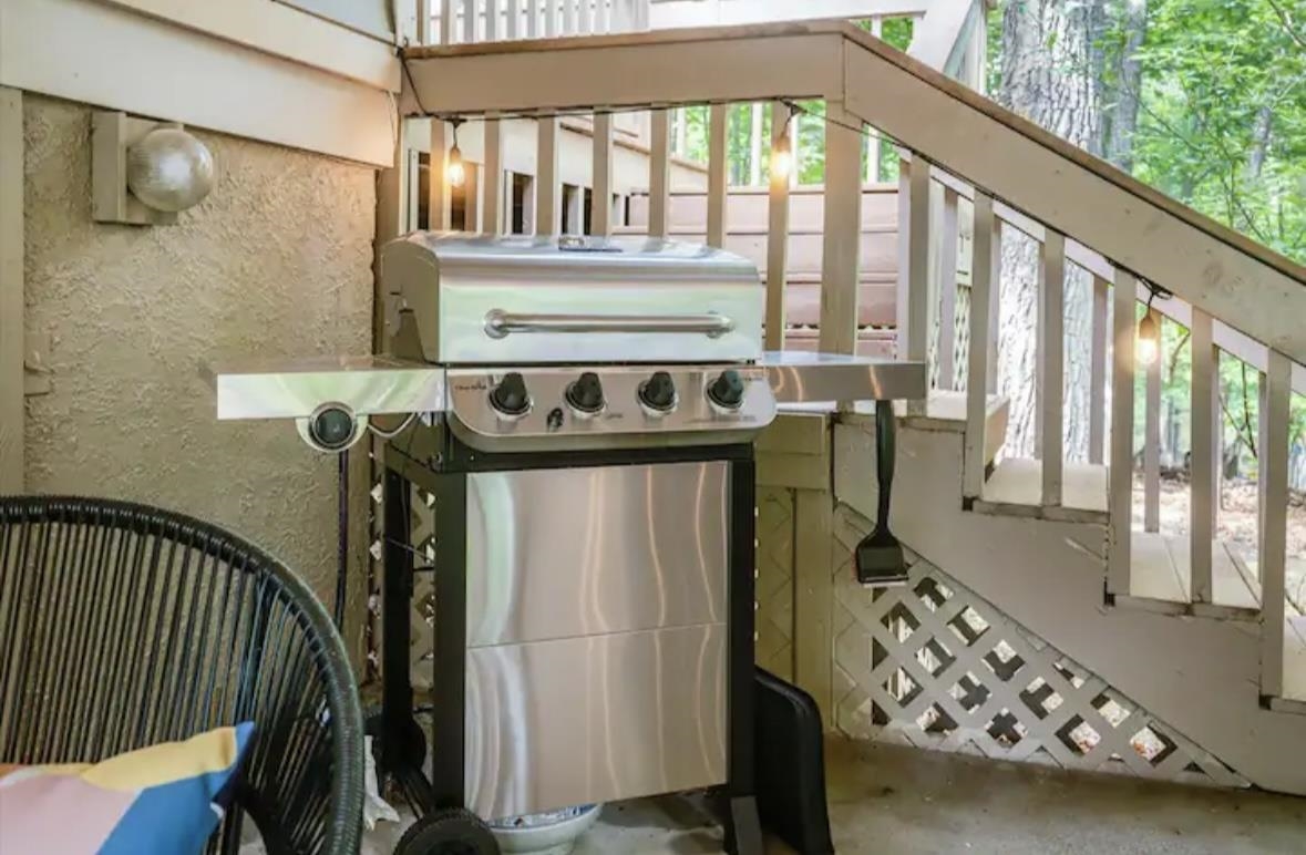 113 PINEY LN, MCGAHEYSVILLE, Virginia 22840, 3 Bedrooms Bedrooms, ,2 BathroomsBathrooms,Residential,113 PINEY LN,675340 MLS # 675340