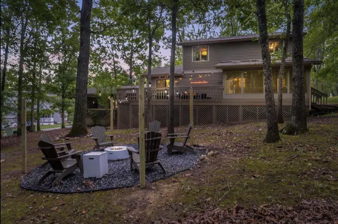 113 PINEY LN, MCGAHEYSVILLE, Virginia 22840, 3 Bedrooms Bedrooms, ,2 BathroomsBathrooms,Residential,113 PINEY LN,675340 MLS # 675340