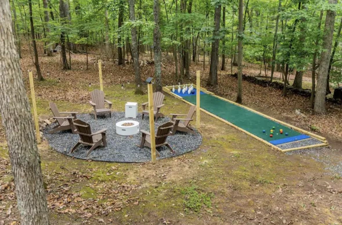 113 PINEY LN, MCGAHEYSVILLE, Virginia 22840, 3 Bedrooms Bedrooms, ,2 BathroomsBathrooms,Residential,113 PINEY LN,675340 MLS # 675340