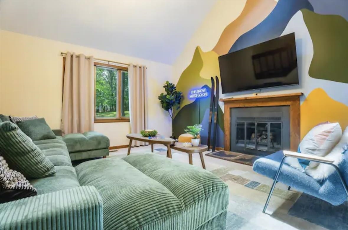 113 PINEY LN, MCGAHEYSVILLE, Virginia 22840, 3 Bedrooms Bedrooms, ,2 BathroomsBathrooms,Residential,113 PINEY LN,675340 MLS # 675340