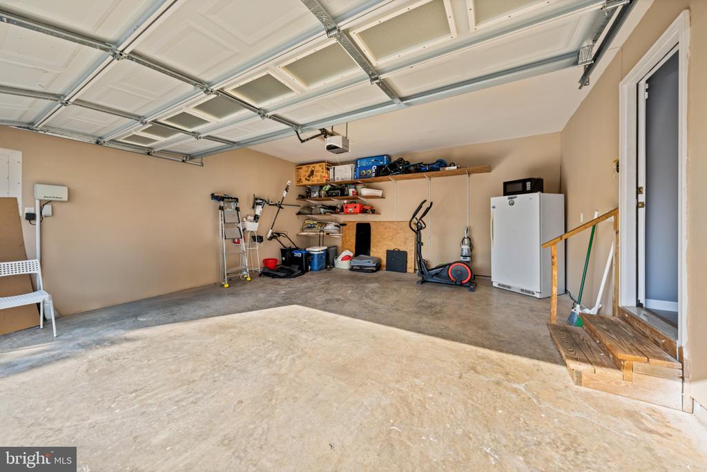 6937 VERSAILLE DR, FREDERICKSBURG, Virginia 22407, 3 Bedrooms Bedrooms, ,3 BathroomsBathrooms,Residential,6937 VERSAILLE DR,VASP2039982 MLS # VASP2039982