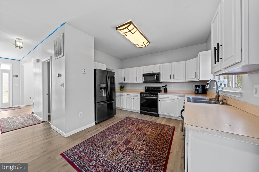 6937 VERSAILLE DR, FREDERICKSBURG, Virginia 22407, 3 Bedrooms Bedrooms, ,3 BathroomsBathrooms,Residential,6937 VERSAILLE DR,VASP2039982 MLS # VASP2039982