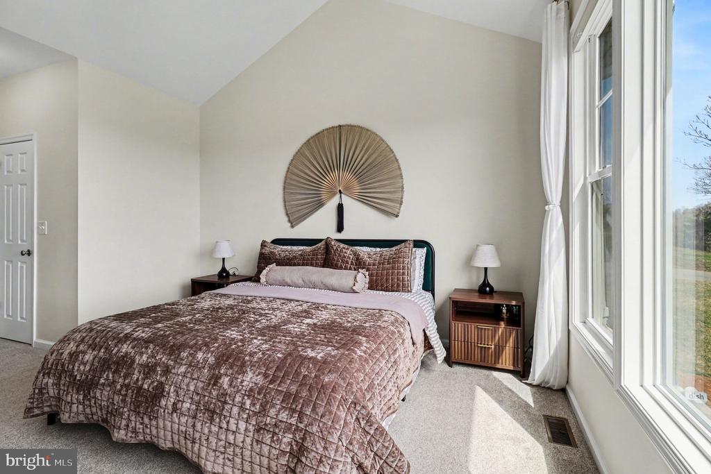 11347 ALVIN LN, CULPEPER, Virginia 22701, 4 Bedrooms Bedrooms, ,3 BathroomsBathrooms,Residential,11347 ALVIN LN,VACU2012900 MLS # VACU2012900