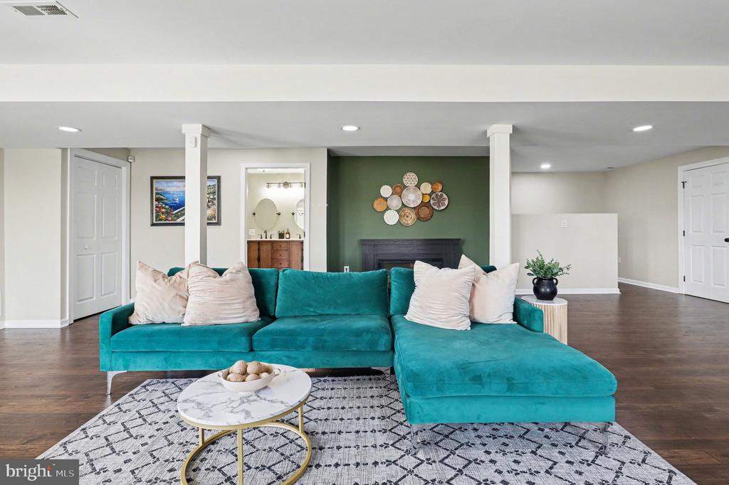 11347 ALVIN LN, CULPEPER, Virginia 22701, 4 Bedrooms Bedrooms, ,3 BathroomsBathrooms,Residential,11347 ALVIN LN,VACU2012900 MLS # VACU2012900