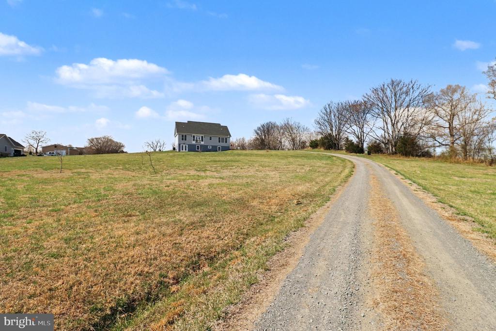 11347 ALVIN LN, CULPEPER, Virginia 22701, 4 Bedrooms Bedrooms, ,3 BathroomsBathrooms,Residential,11347 ALVIN LN,VACU2012900 MLS # VACU2012900